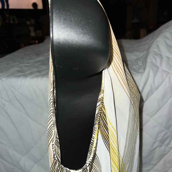 Lane Bryant Modern Swing Double-Layer Chiffon Style Tank - Picture 4 of 13